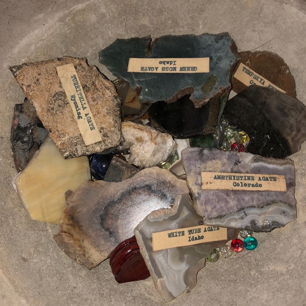 Minerals, geodes,